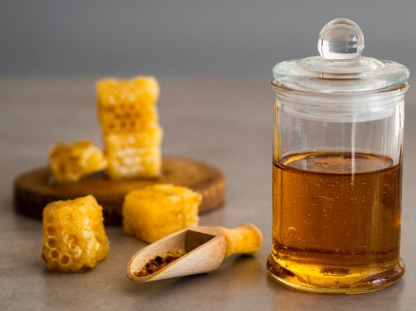 خرید آنلاین عسل جنگلی (عسل نمدار)